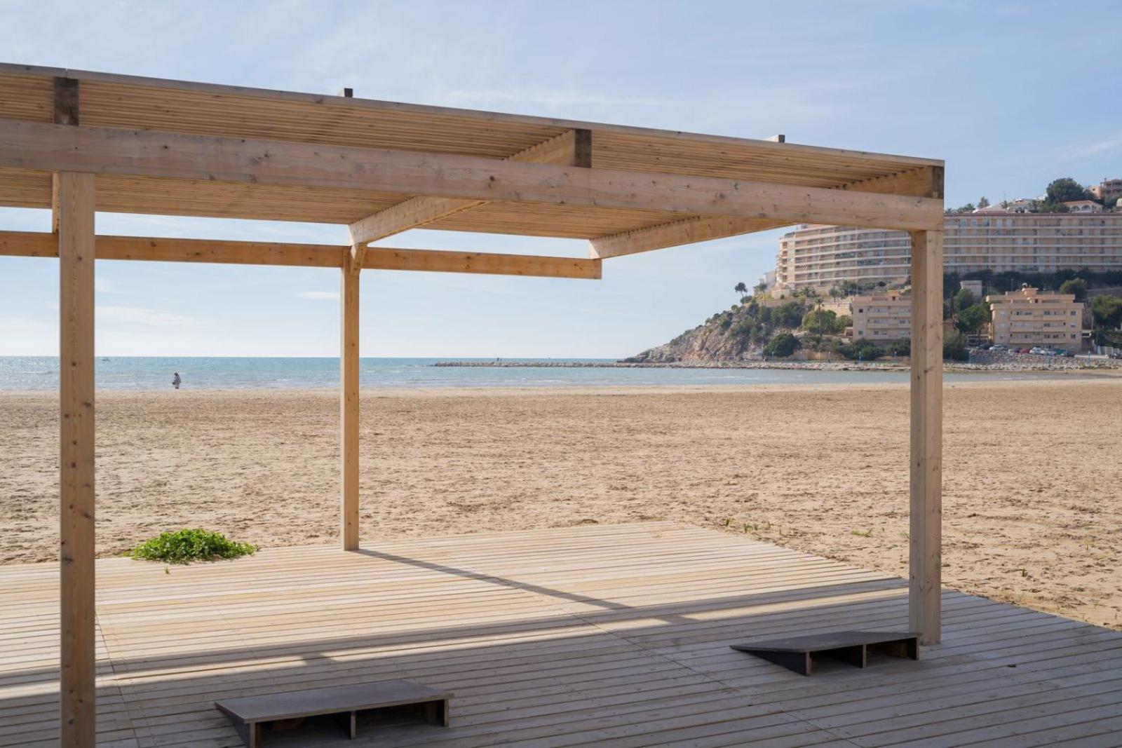 Apartament Aina *